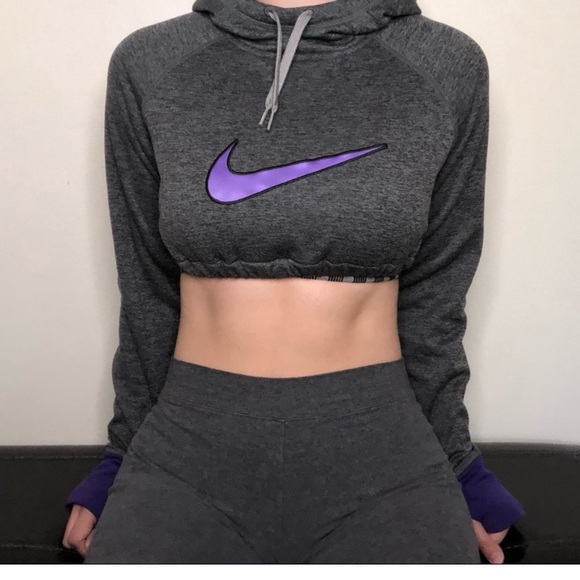 nike crop top with hoodie - Picture 1 of 1